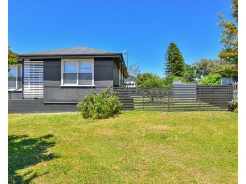 51 Robert Street, Tamworth NSW 2340