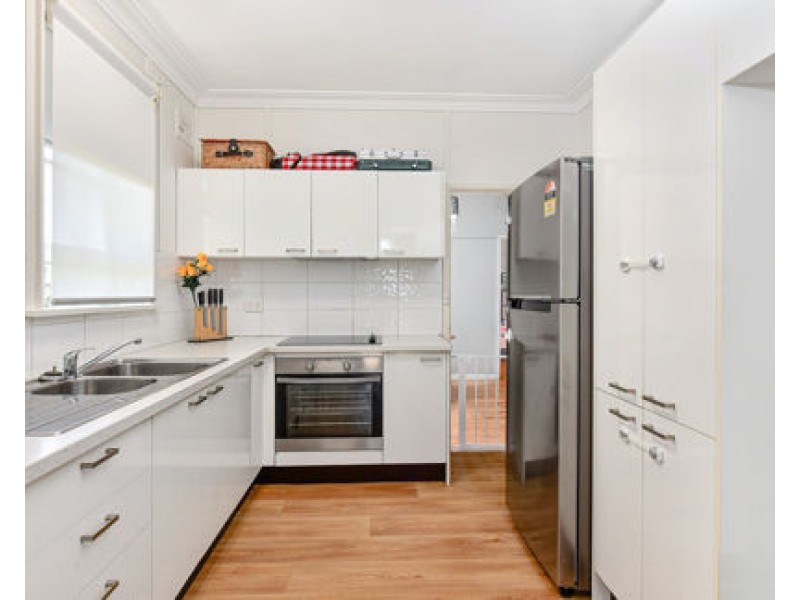 51 Robert Street, Tamworth NSW 2340