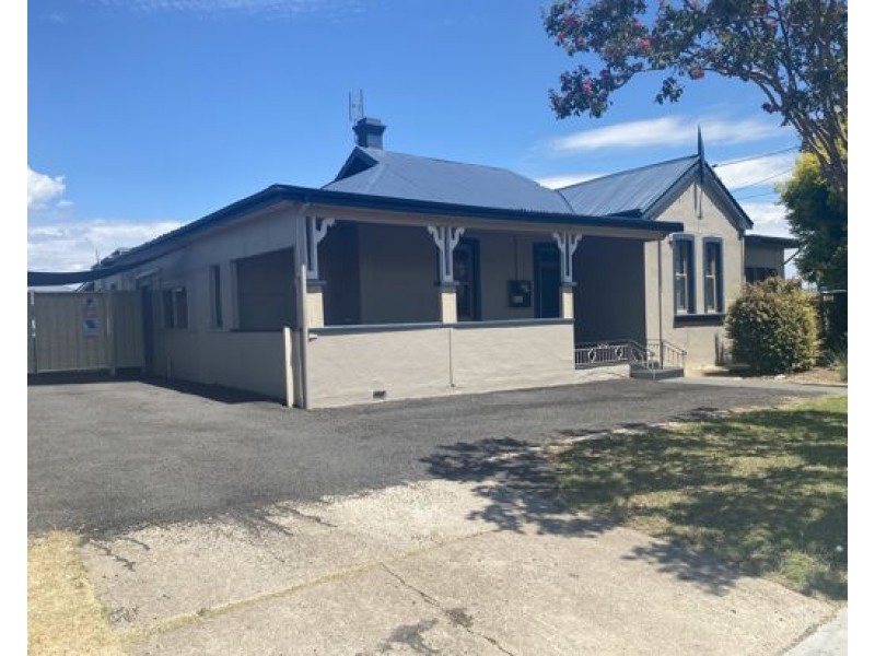 27 Hercules Street, Tamworth NSW 2340