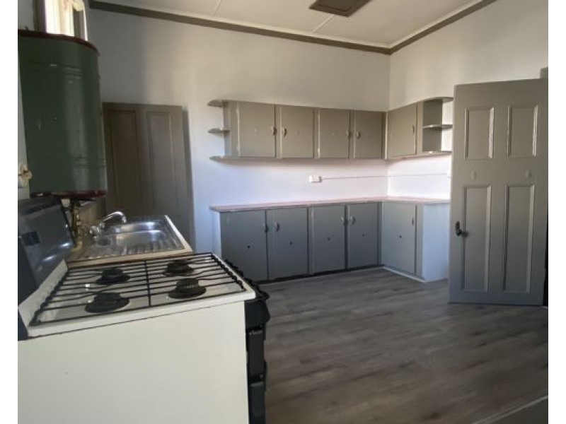 27 Hercules Street, Tamworth NSW 2340