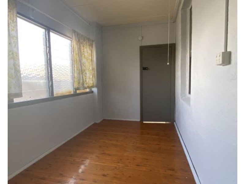 27 Hercules Street, Tamworth NSW 2340