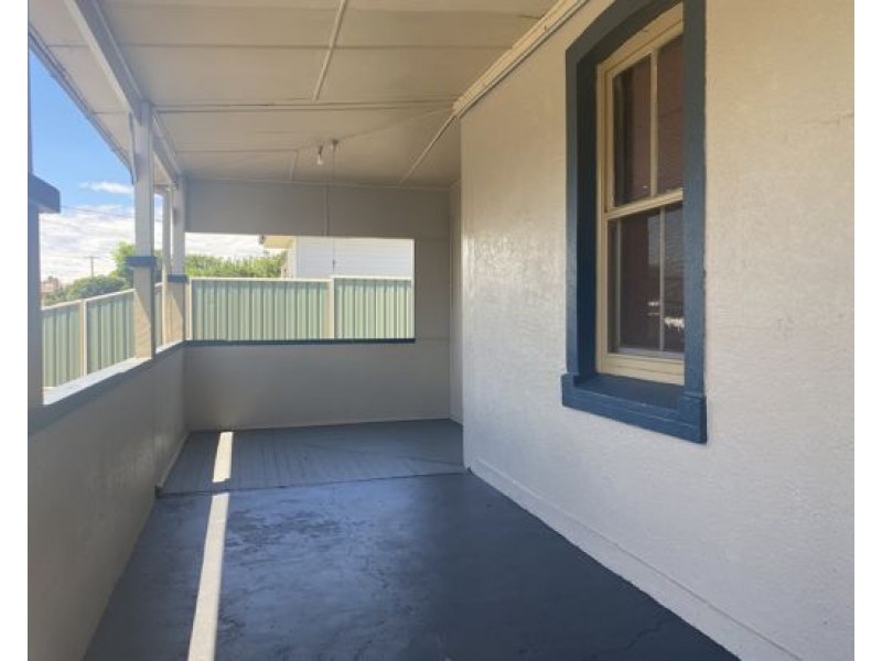 27 Hercules Street, Tamworth NSW 2340