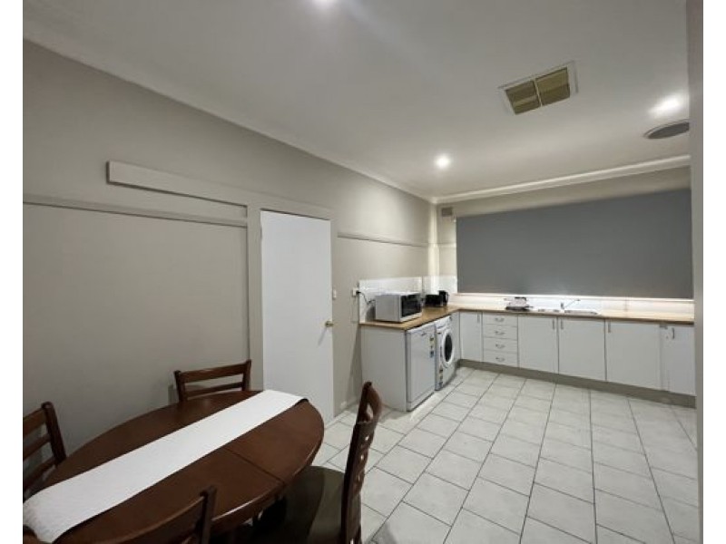 86 Piper Street, Tamworth NSW 2340