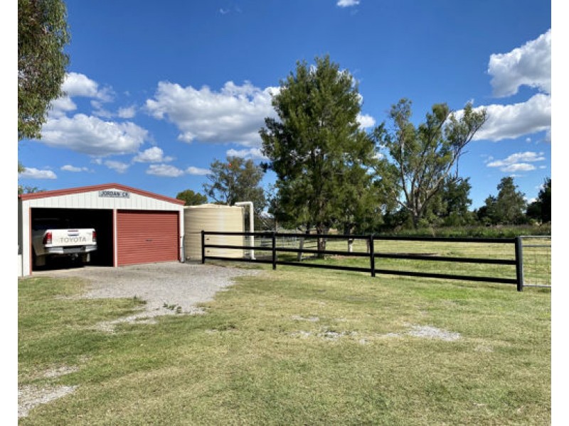 54 Davidsons Lane, Tamworth NSW 2340