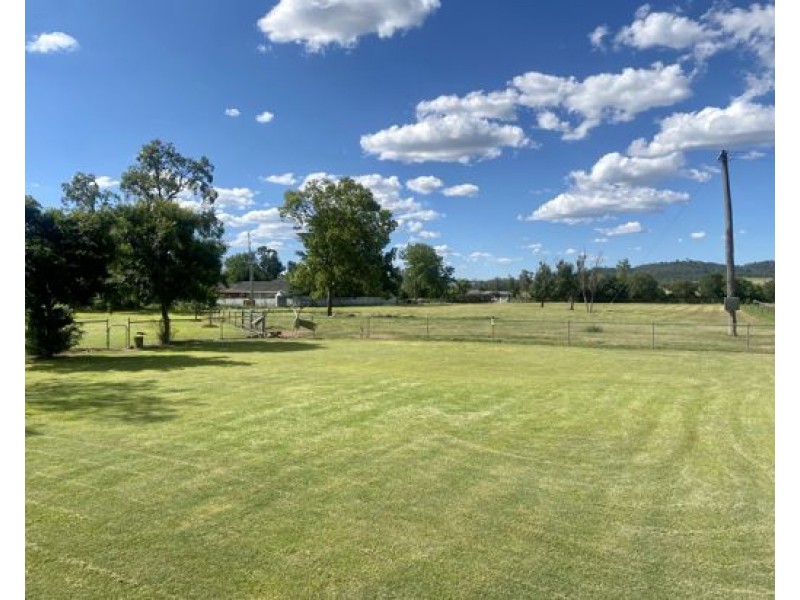 54 Davidsons Lane, Tamworth NSW 2340