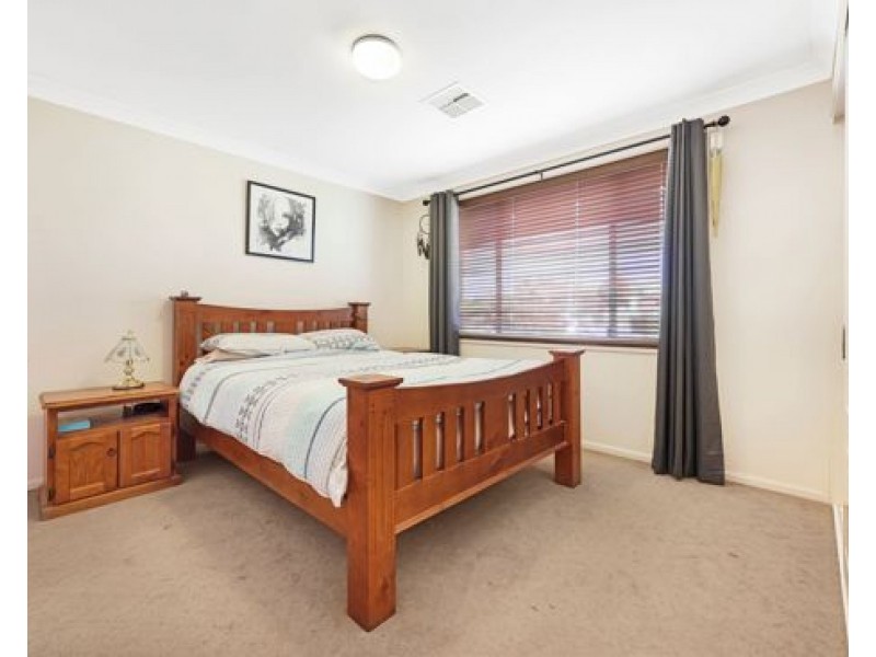 9 Banksia Close, Kootingal NSW 2352