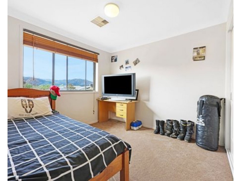 9 Banksia Close, Kootingal NSW 2352