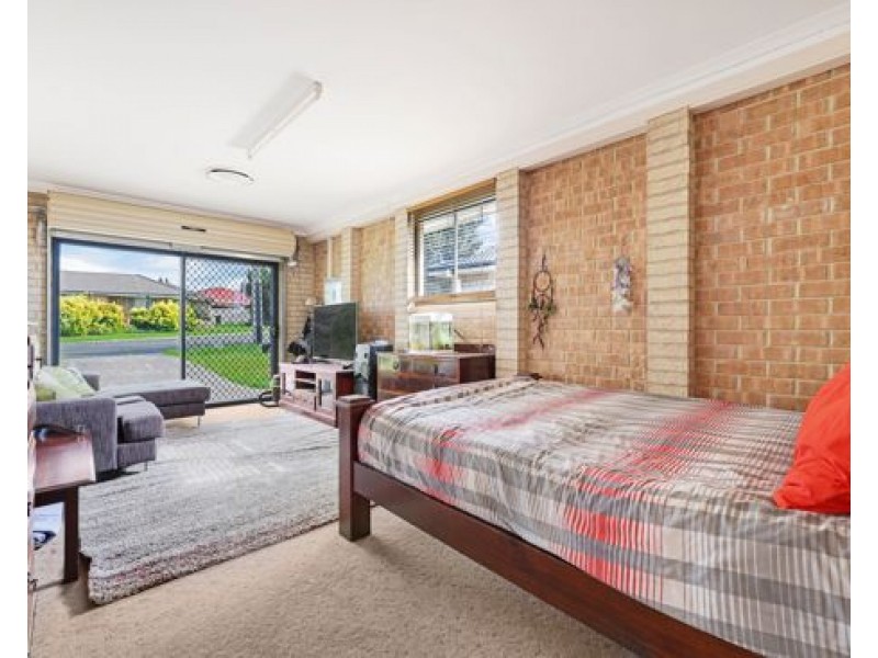 9 Banksia Close, Kootingal NSW 2352