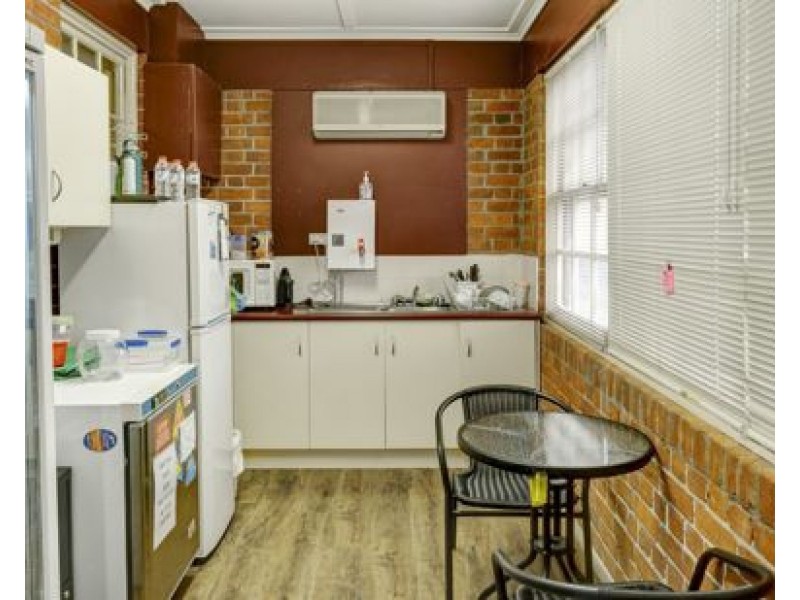 160-168 Bridge Street, Tamworth NSW 2340