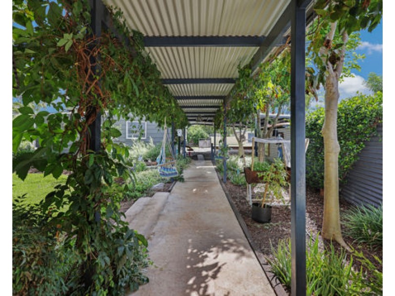 10 Palmer Street, Attunga NSW 2345