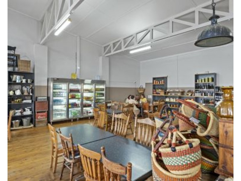 209-213 Manilla Street, Manilla NSW 2346