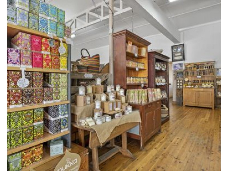 209-213 Manilla Street, Manilla NSW 2346