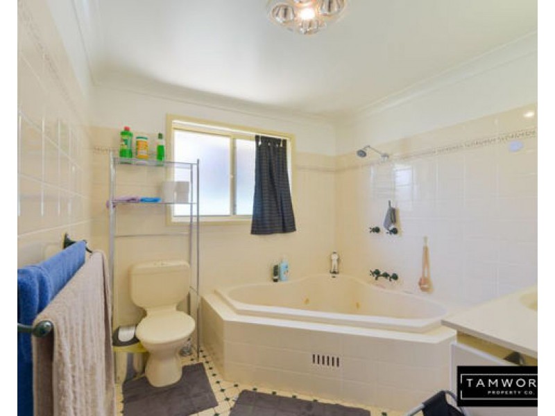 58 Greg Norman Drive, Tamworth NSW 2340
