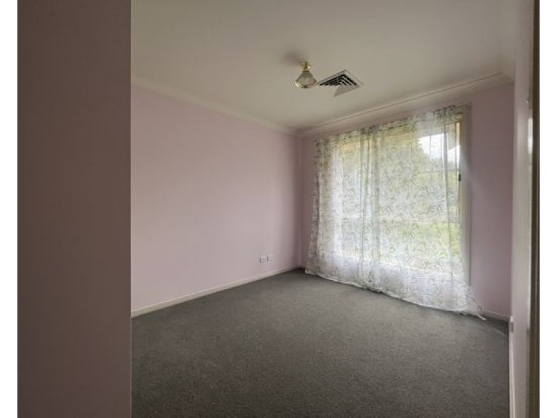 17 Woodbry Crescent, Tamworth NSW 2340