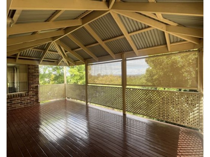 17 Woodbry Crescent, Tamworth NSW 2340