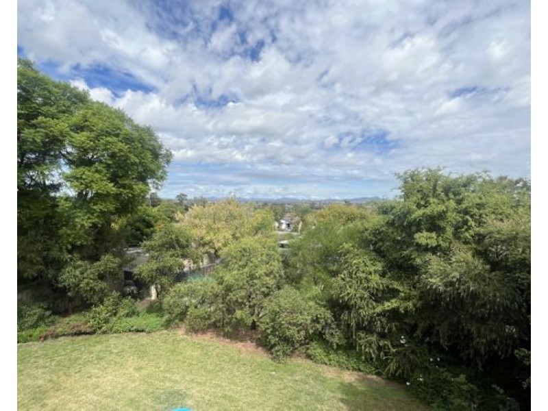 17 Woodbry Crescent, Tamworth NSW 2340