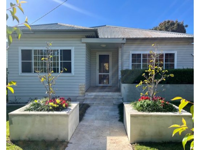 32 North Street, Tamworth NSW 2340