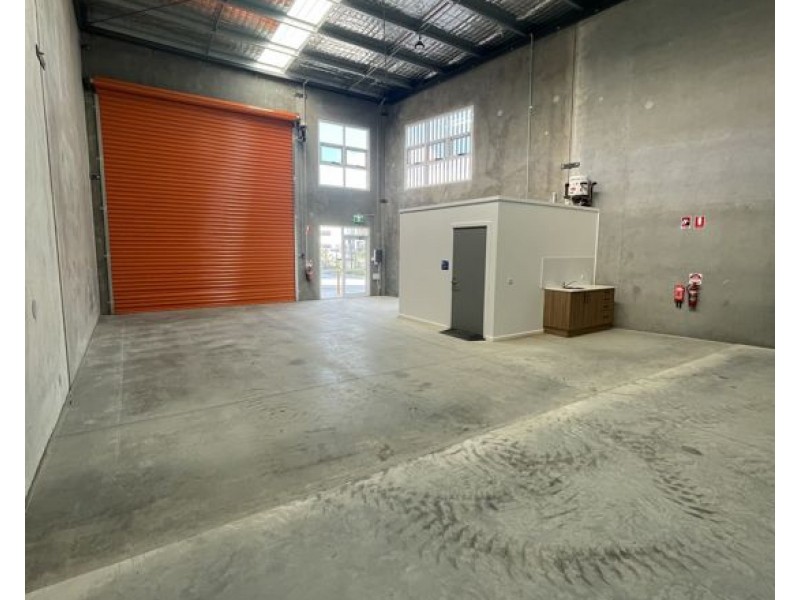 1/4 Curtiss Close, Tamworth NSW 2340