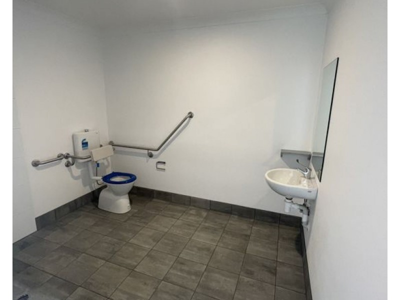 1/4 Curtiss Close, Tamworth NSW 2340