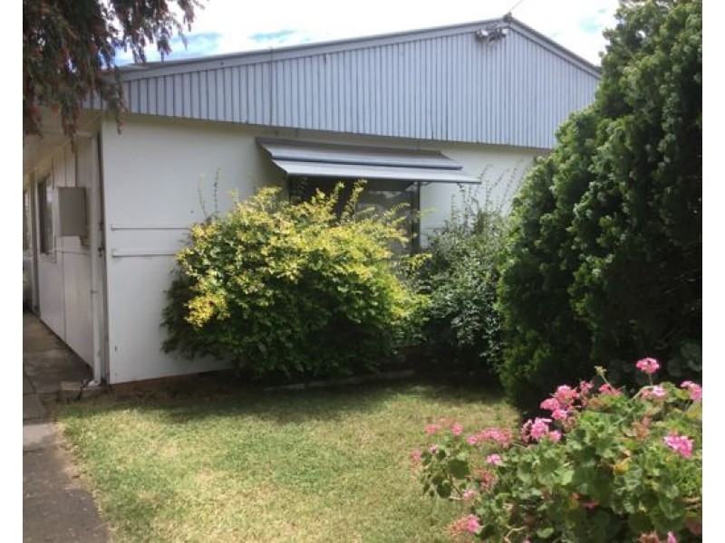 19A Bent Street, Tamworth NSW 2340