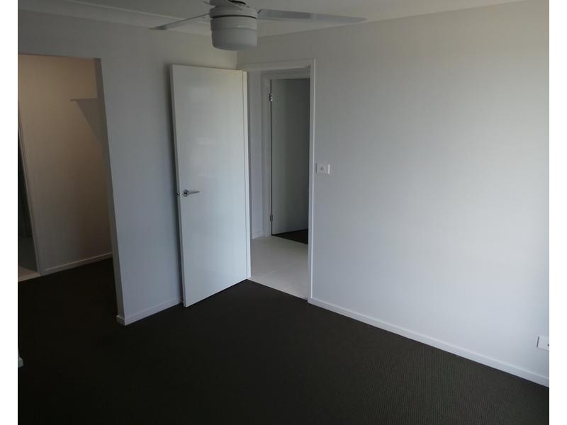 2/64 Tulipwood Crescent, Tamworth NSW 2340