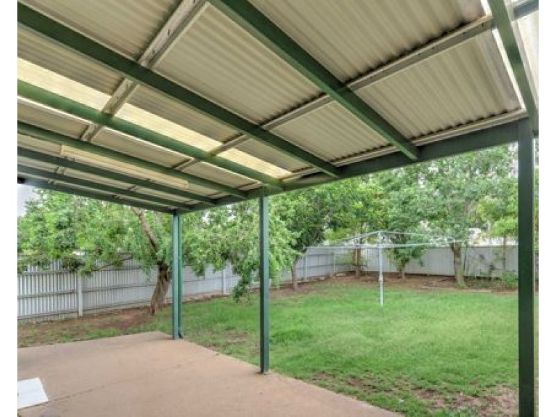 196 Manilla Road, Tamworth NSW 2340