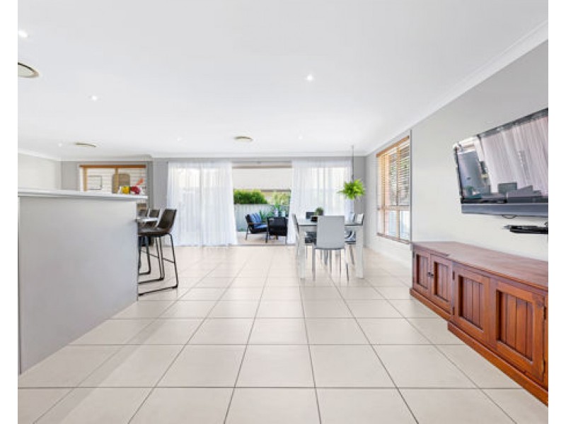 24 Kalinda Place, Tamworth NSW 2340