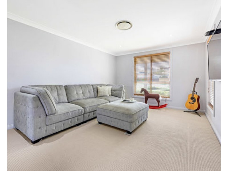 24 Kalinda Place, Tamworth NSW 2340