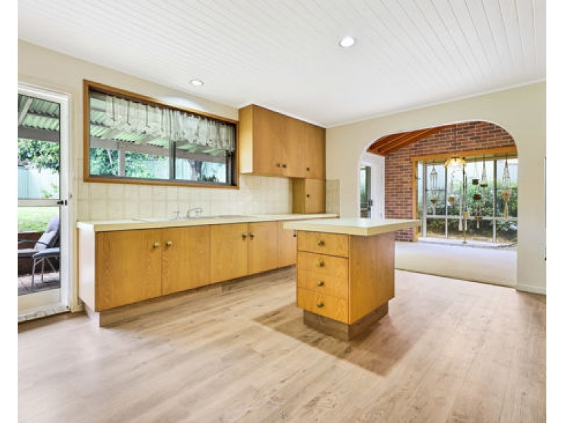 2 Salo Crescent, Tamworth NSW 2340