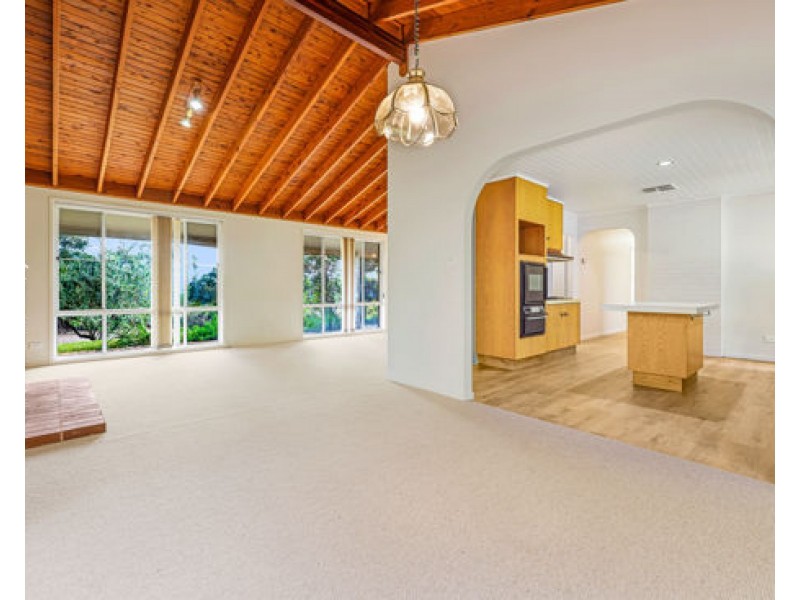 2 Salo Crescent, Tamworth NSW 2340