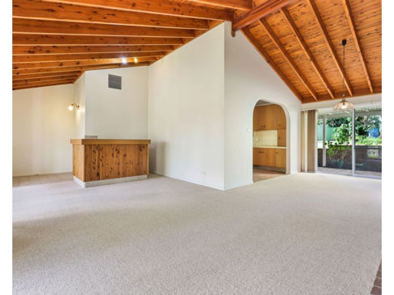 2 Salo Crescent, Tamworth NSW 2340