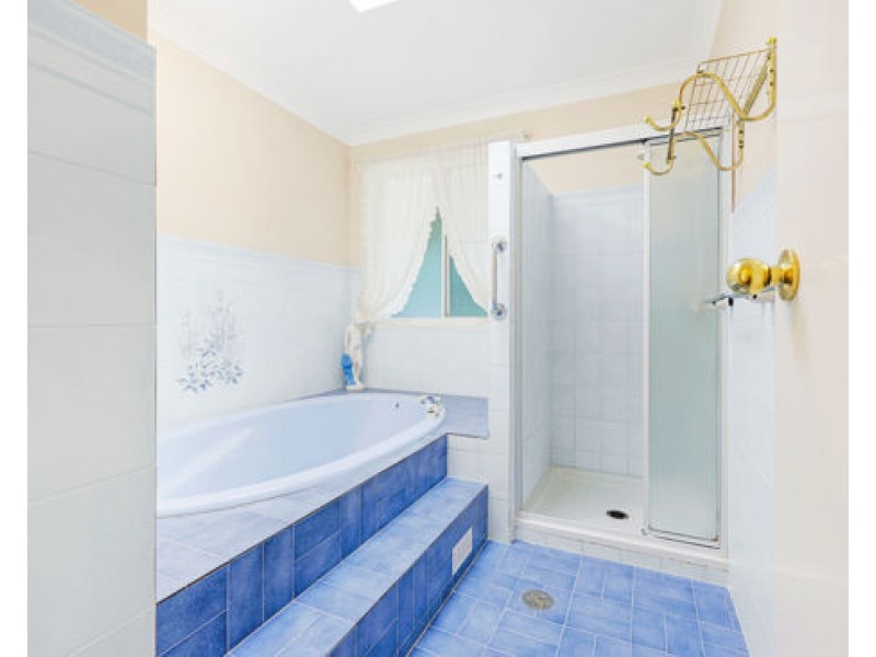 2 Salo Crescent, Tamworth NSW 2340