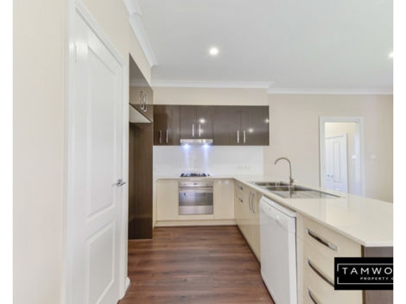 2/3 Ventnor Drive, Tamworth NSW 2340