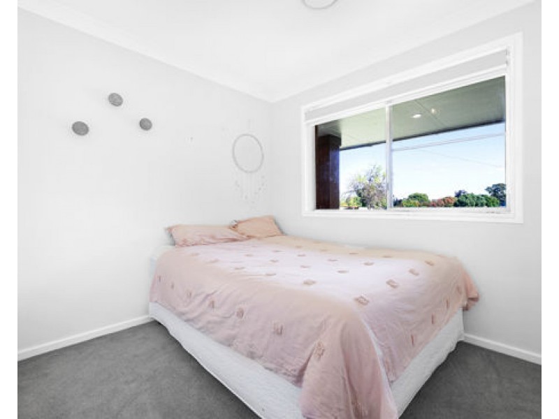 2 Merindah Avenue, Manilla NSW 2346