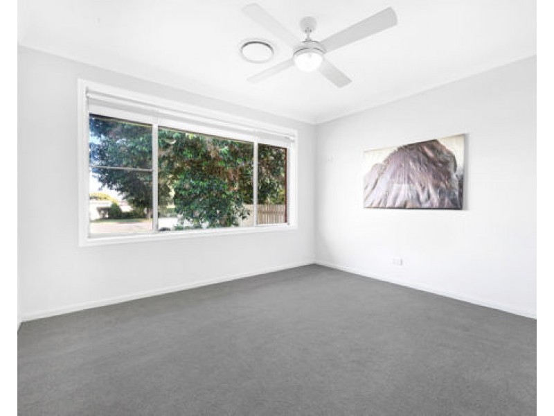 2 Merindah Avenue, Manilla NSW 2346