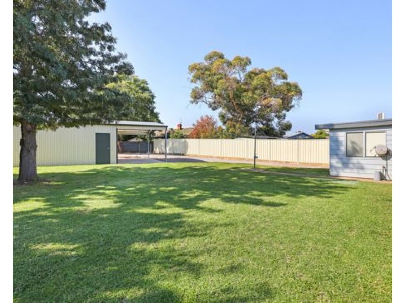 2 Merindah Avenue, Manilla NSW 2346