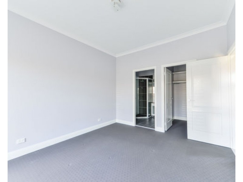 8 Boulevard Place, Tamworth NSW 2340