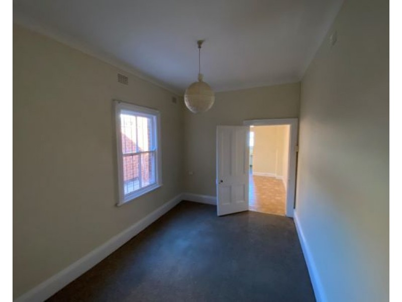301 Peel Street, Tamworth NSW 2340