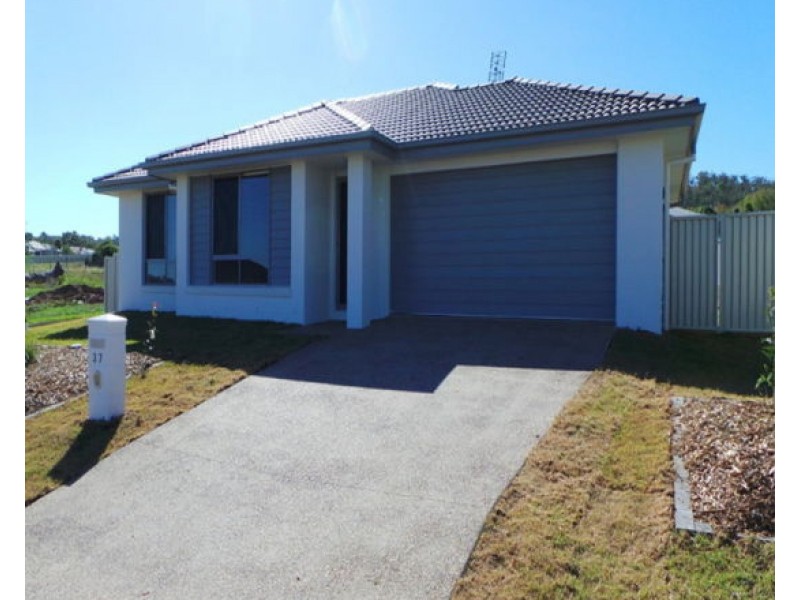 37 Tulipwood Crescent, Tamworth NSW 2340