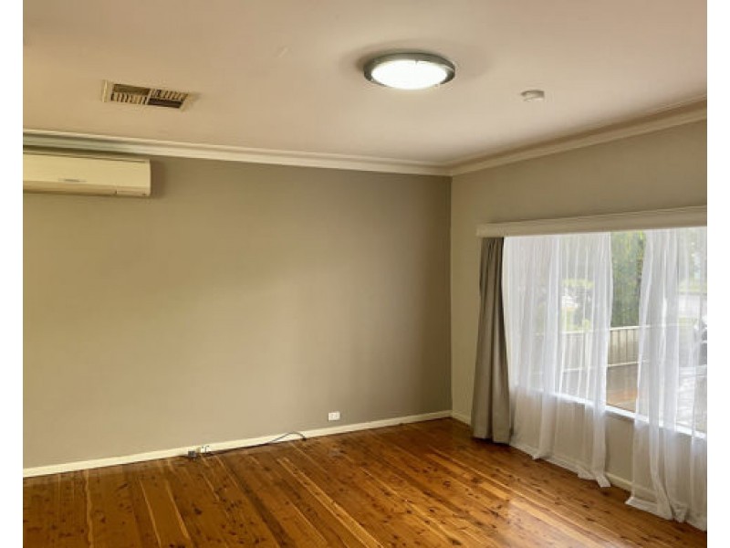 17 Churchill Street, Tamworth NSW 2340