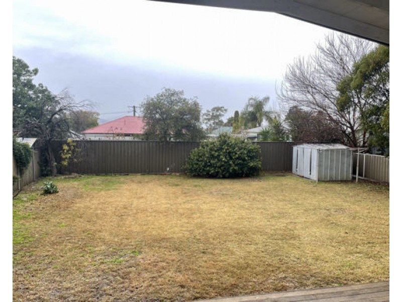 17 Churchill Street, Tamworth NSW 2340