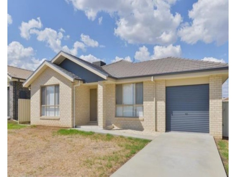 5 Lilly Pilly Court, Tamworth NSW 2340
