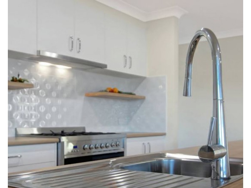 4 Grand Meadows Drive, Tamworth NSW 2340