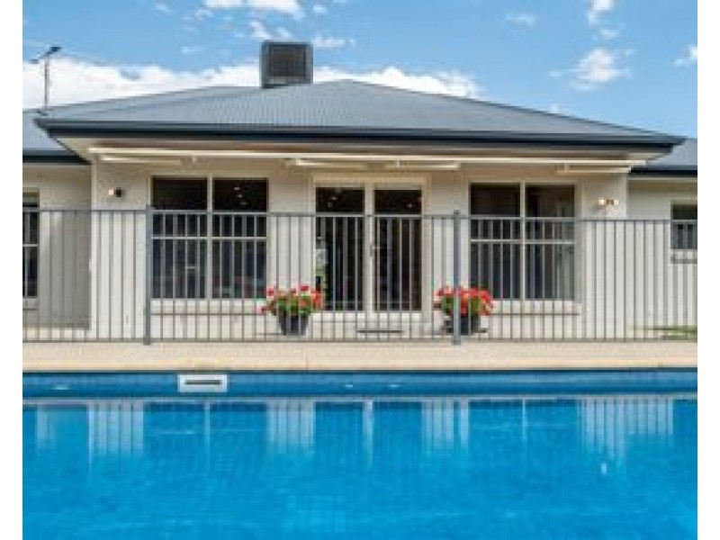 13 Heffernan Terrace, Tamworth NSW 2340