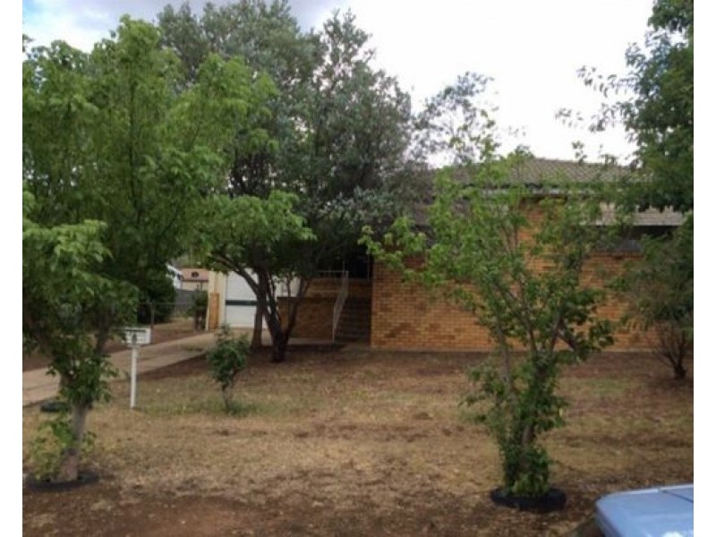 8 Gladys Street, Tamworth NSW 2340