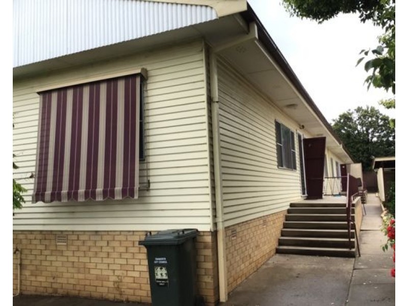 1/86 Denison Street, South Tamworth NSW 2340