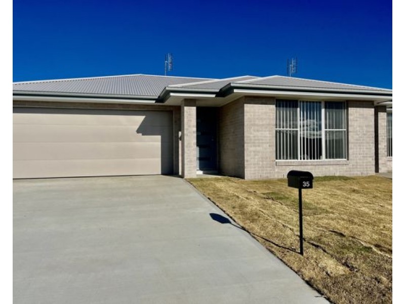 35 Peppercress Court, Tamworth NSW 2340