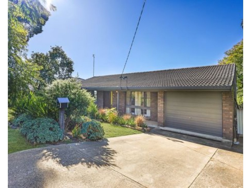 9 Andrew Ave, Tamworth NSW 2340