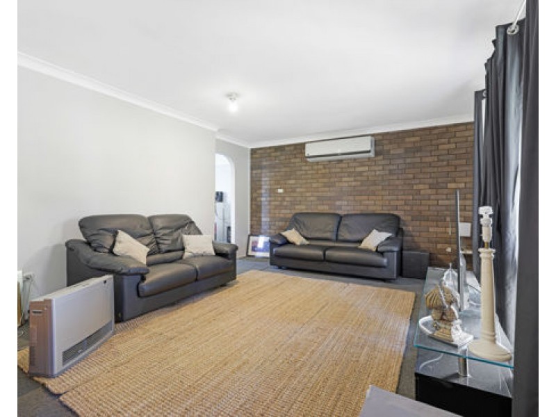 9 Andrew Ave, Tamworth NSW 2340