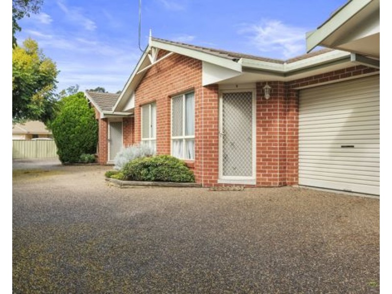 1-3/21 Illoura Street, Tamworth NSW 2340